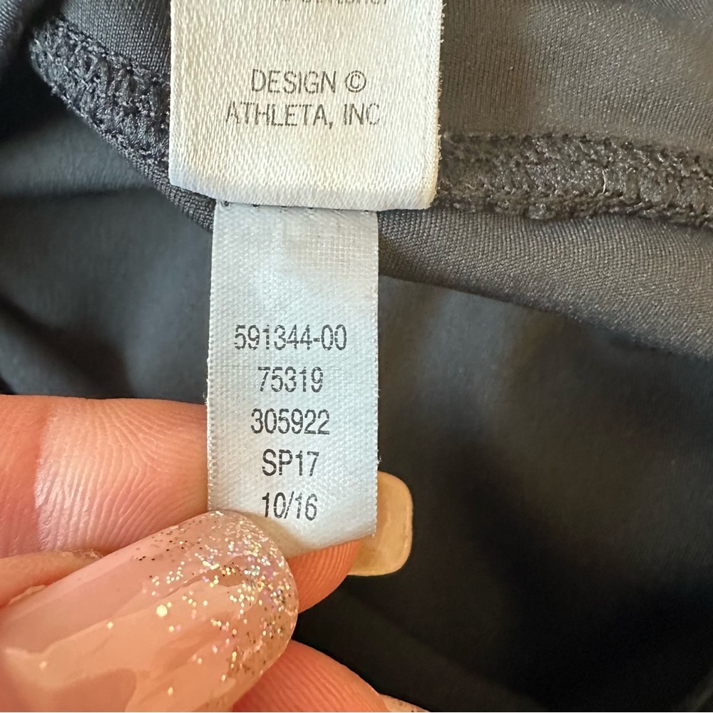 ATHLETA Sonar Capri Black Compression Workout Leggings Yoga Pants Small Tall - Picture 5 of 9